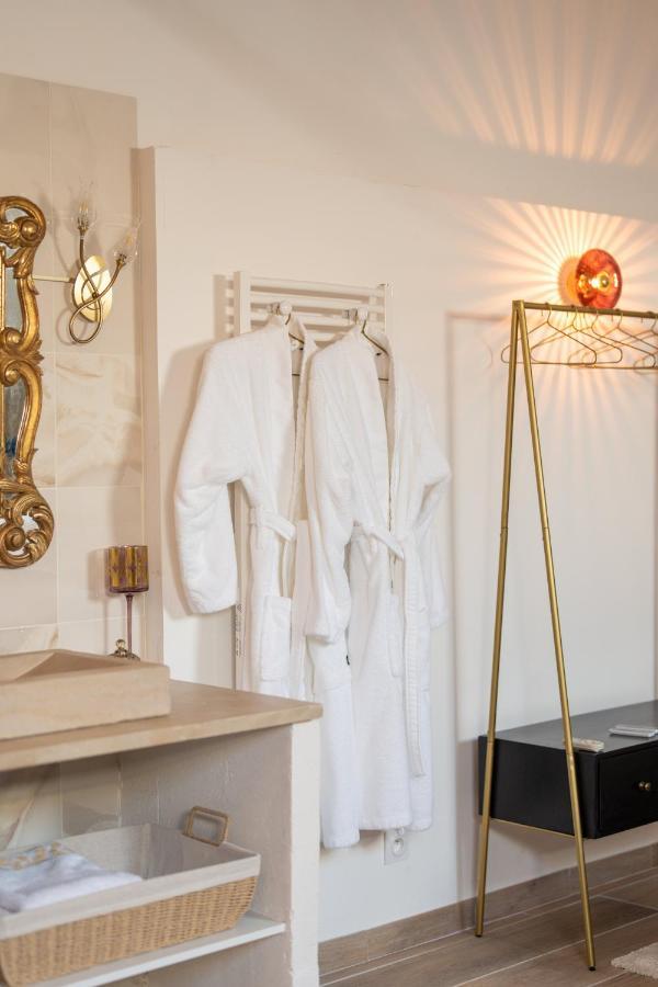Apartment L'avant Scene Meuble 5 Etoiles Parking Gratuit Jacuzzi Avignon