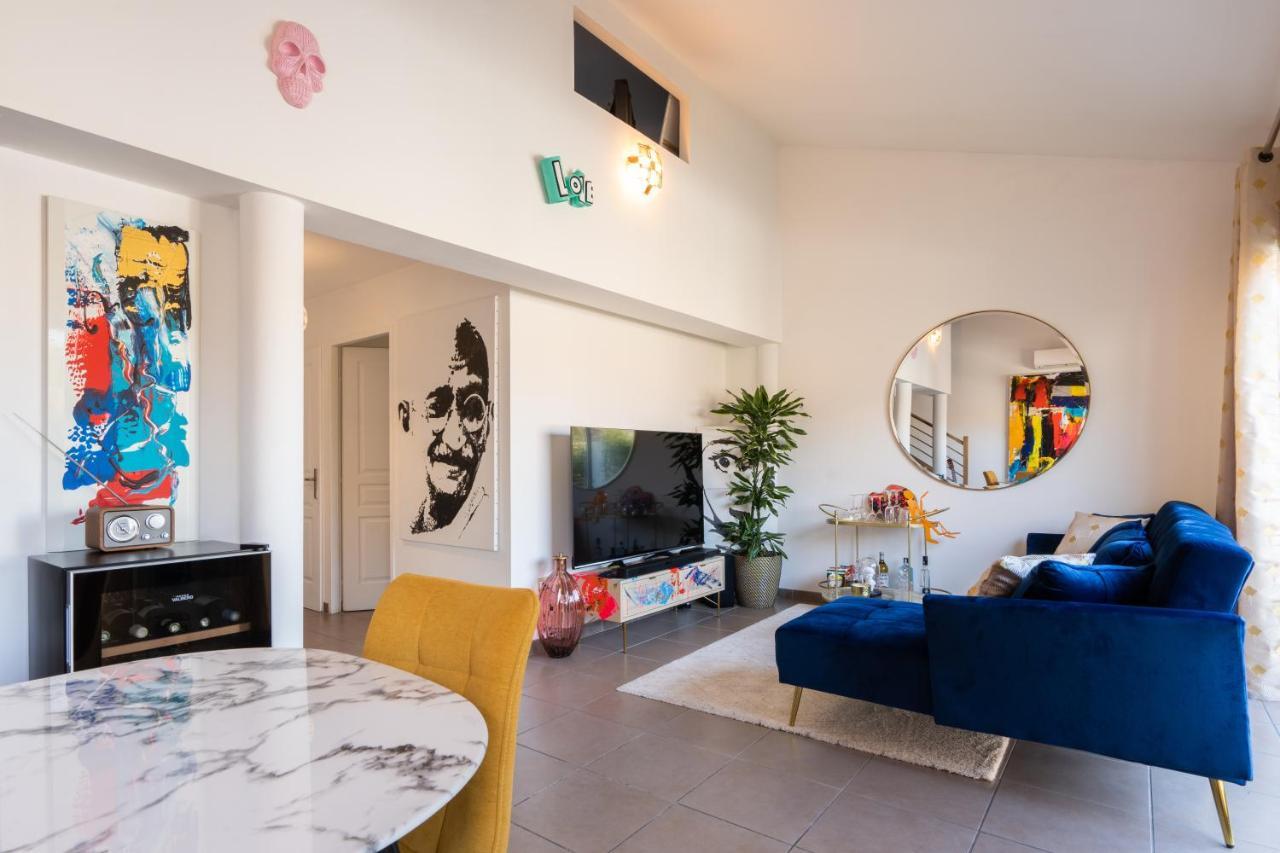 L'avant Scene Meuble 5 Etoiles Parking Gratuit Jacuzzi * Avinhão